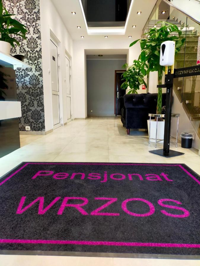 Pensjonat Wrzos Познань Экстерьер фото